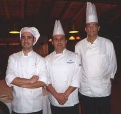 Equipo de cocina del restaurante La Boella, capitaneado por el chef Manuel Ramírez