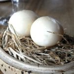 Huevos de codorniz escabechados y ahumados