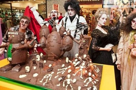 El chocolate y los zombies han tomado el Centro Comercial Moda Shopping...