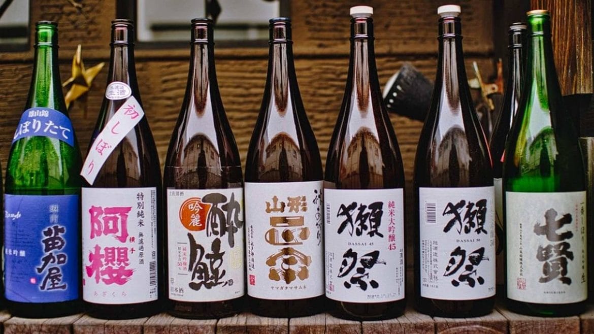 Todo sobre el sake: la bebida nacional japonesa que te sorprenderá