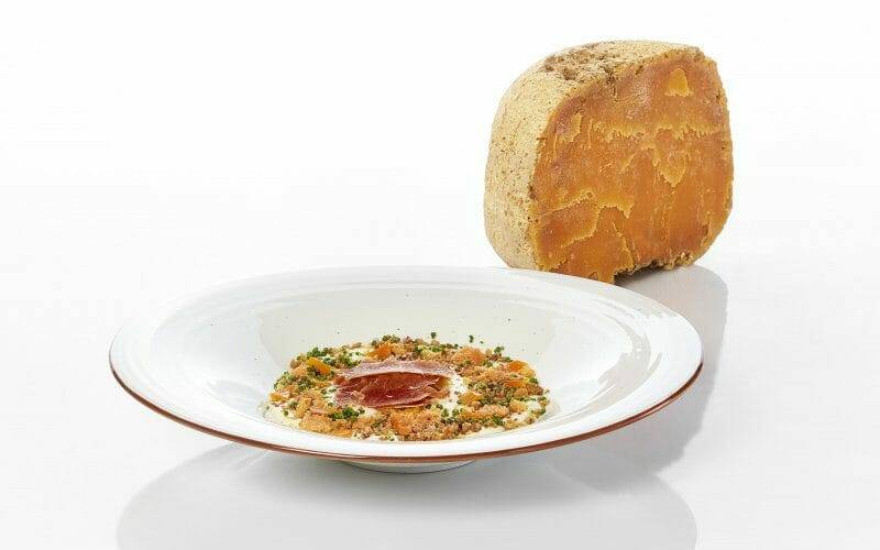 Huevo con puré de patata y Mimolette Poncelet