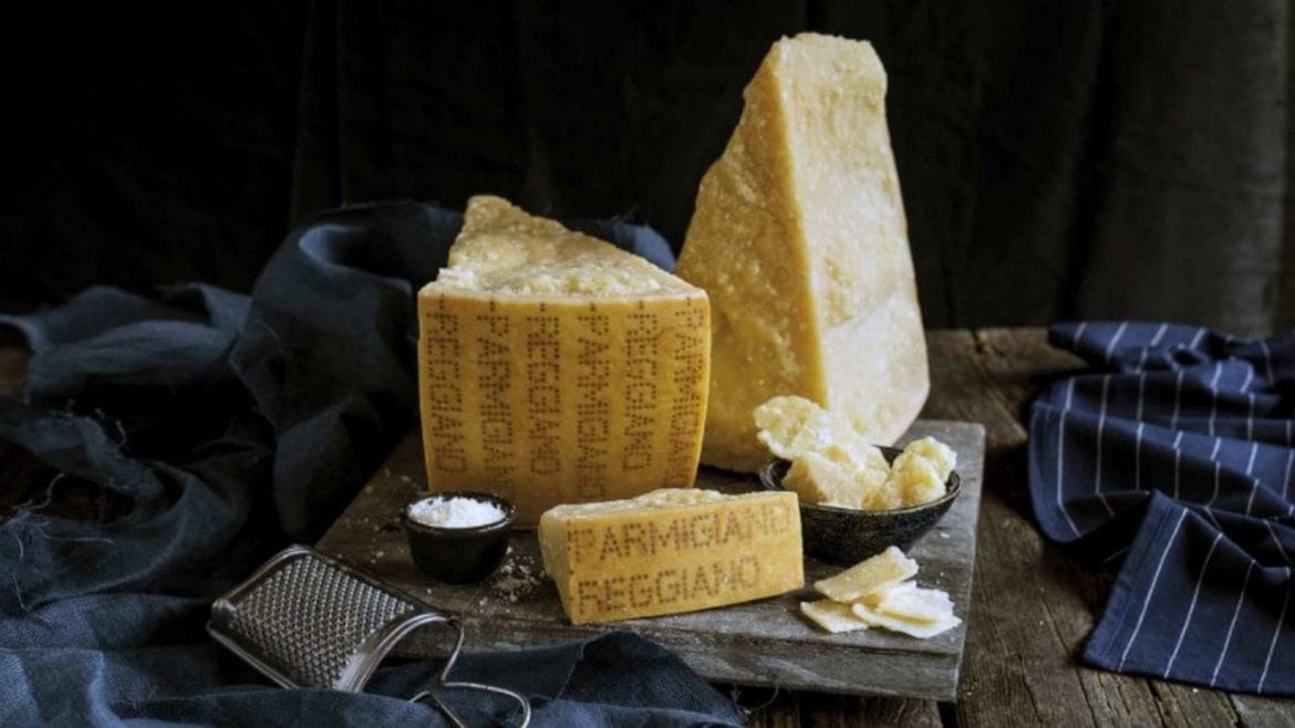 Parmigiano Reggiano: El rey de los quesos italianos