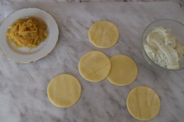 Receta de Tartaletas de confitura de cebolla y gorgonzola