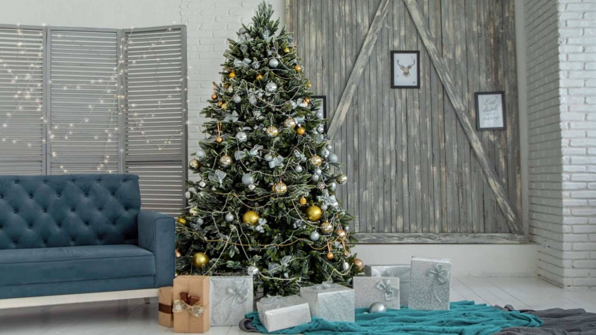 Tendencias de decoración para tus cenas de la Navidad 2021: tonos neutros, texturas craft y cerámicas