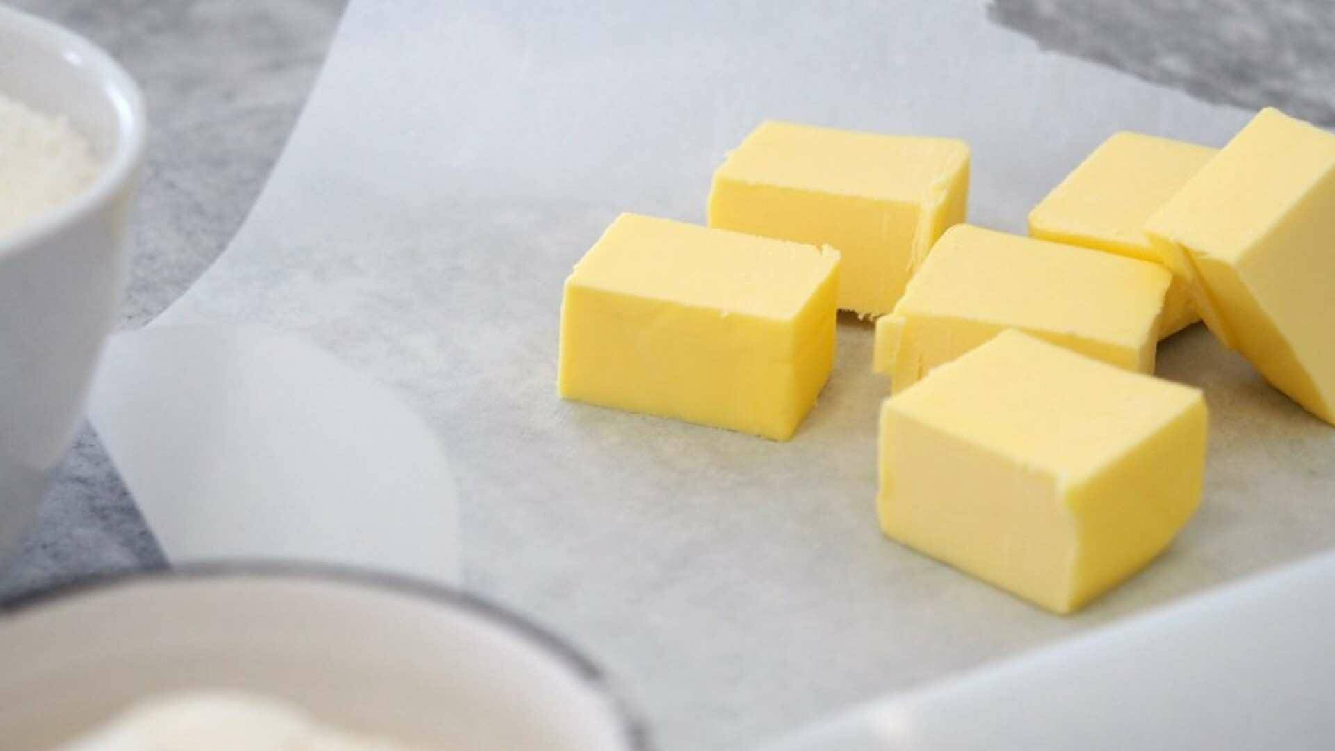 La mantequilla es un ingrediente imprescindible en el sándwich mixto