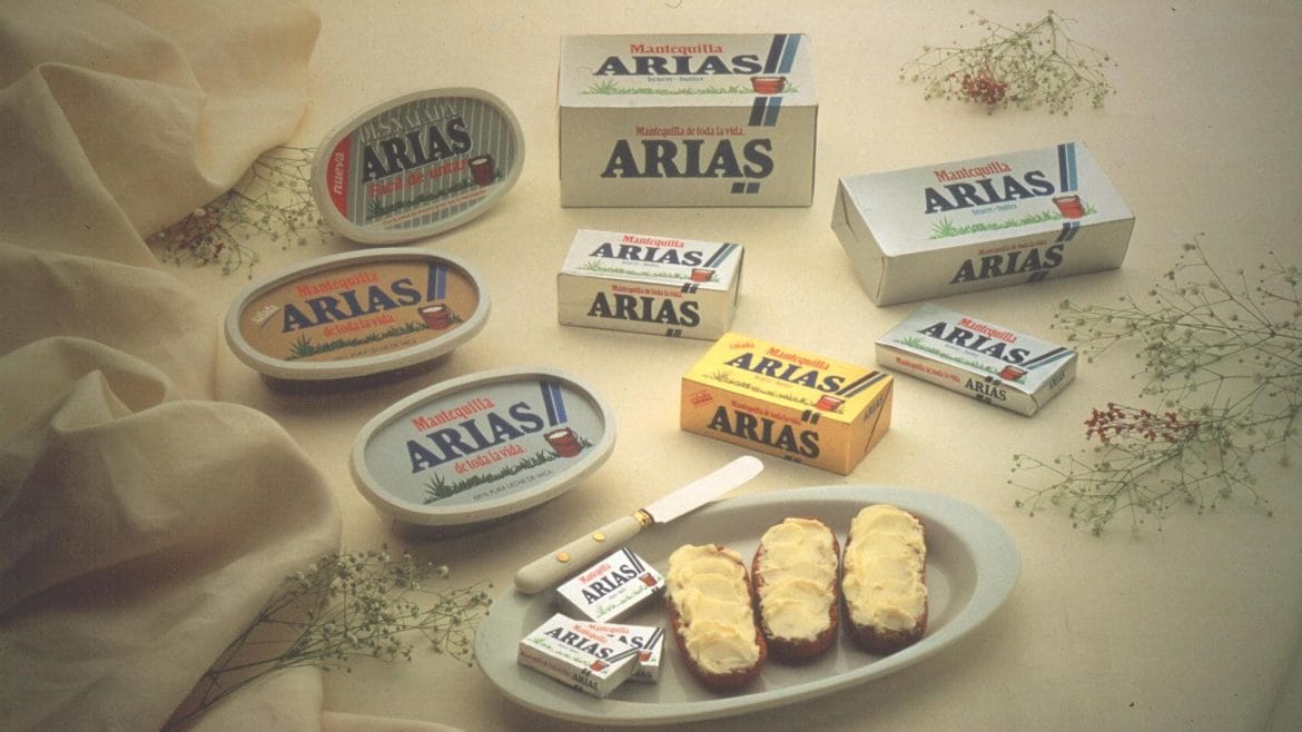 El diseño y presentaciones han cambiado a lo largo de la historia de Mantequerías Arias. 