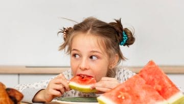 ¿Cómo hacer que los niños coman más fruta y verdura? Consejos prácticos e infalibles